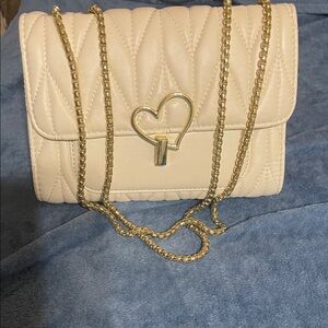 Quilted Cream Heart-Lock Crossbody Bag with Gold Chain